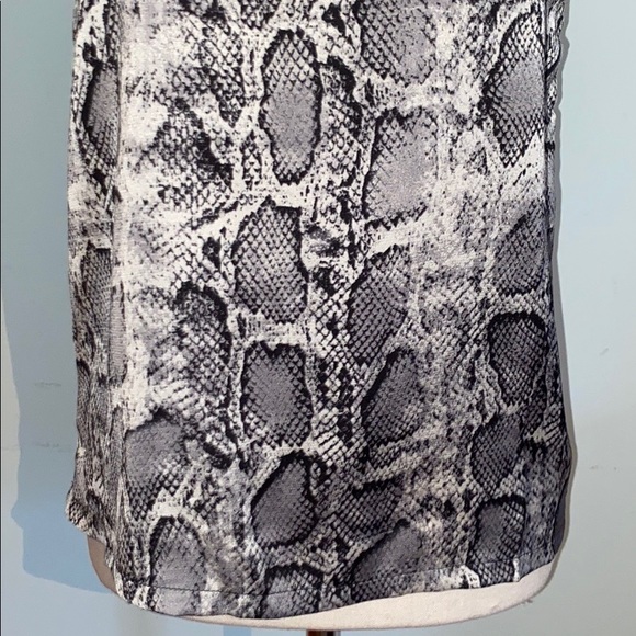 NWT Bishop + Young Tessa Snakeskin Racerback Camisole Tank Top - S - Picture 8 of 16